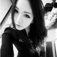 超好看的的韩范女生黑白头像