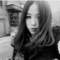 超好看的的韩范女生黑白头像