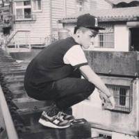 最热门的非主流帅哥黑白头像