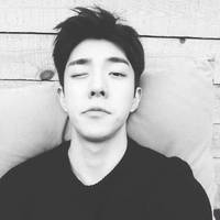 最热门的非主流帅哥黑白头像