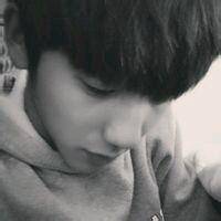 最热门的非主流帅哥黑白头像