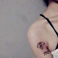 时尚简约小清新女生纹身头像