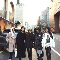 感情好的qq女生闺蜜头像图片