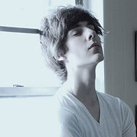 阳光帅气的男生头像图片