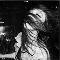 最新个性美女黑白qq头像图片