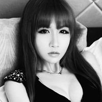 超拽的非主流女生黑白微信头像