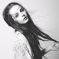 超拽的非主流女生黑白微信头像