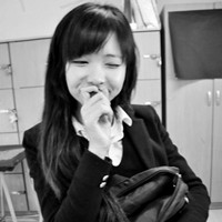 超拽的非主流女生黑白微信头像