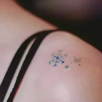 非主流女生花朵纹身图案头像