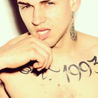 最新时尚另类个性纹身男头像