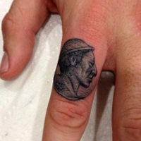 霸气十足的非主流纹身qq头像