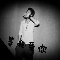 冷峻的男生黑白伤感头像