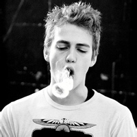 超帅气的非主流男生黑白头像