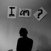 精选最新伤感女生黑白个性头像