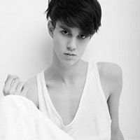 个性十足的男生黑白qq头像