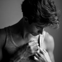 个性十足的男生黑白qq头像