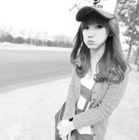 非主流颓废女生黑白qq头像