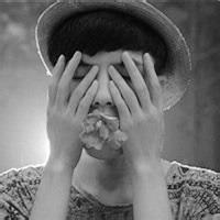 好看的意境男生黑白头像