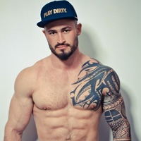 个性霸气的欧美帅哥纹身头像