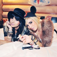 最新非主流qq欧美姐妹头像