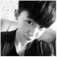 最新孤独伤感男生黑白头像