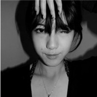 最新非主流漂亮女生黑白qq头像