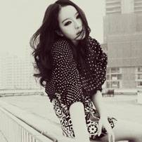 十月最新超拽霸气女生头像