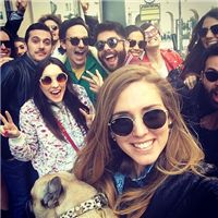 超爱笑的欧美姐妹qq头像