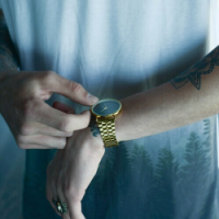 看不到脸的男生纹身头像图片