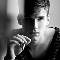 帅哥式欧美风欧美帅气男生黑白头像图片大全