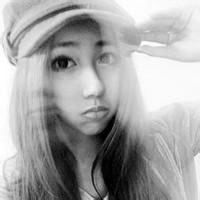 带帽子的女生黑白qq头像图片
