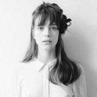 黑白系冷酷孤单女生qq头像