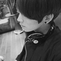 男女混合黑白伤感qq头像