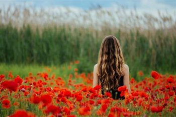 最新非主流唯美伤感女生背影