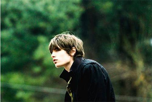 时尚潮流的欧美范成熟男人图片