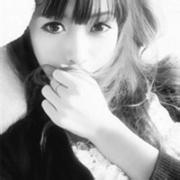 最新好看的美女黑白头像图片