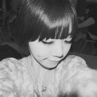 寂寞伤感的qq女生黑白头像