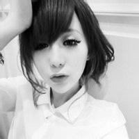 寂寞伤感的qq女生黑白头像