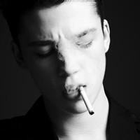 超拽冷酷的男生黑白头像合集