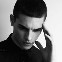经典黑白系男生欧美风格图片