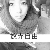 精选高清女生伤感带字黑白头像