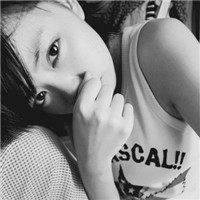 2016最新伤感qq女生黑白头像
