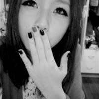 非主流唯美qq女生黑白头像图片