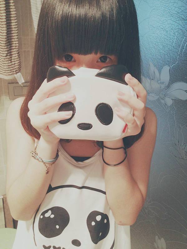 漂亮清秀的女生高清自拍图片