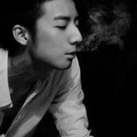 超酷的非主流帅哥黑白头像