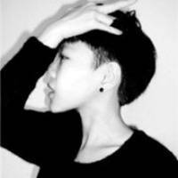 个性独特的欧美男生黑白头像