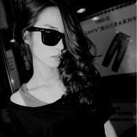 最新霸气女生黑白头像图片