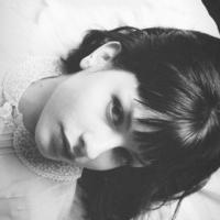 最新霸气女生黑白头像图片