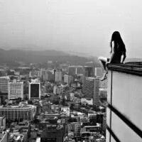 最新霸气女生黑白头像图片