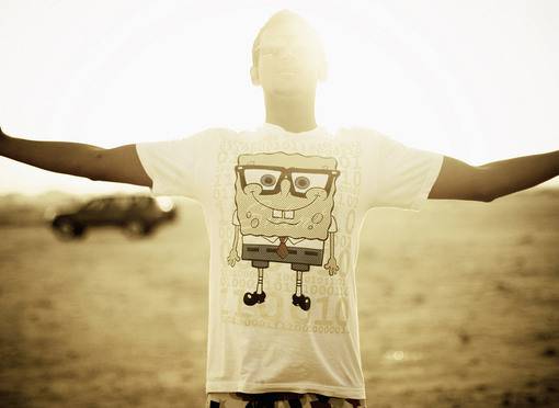 最新欧美范温暖男生头像